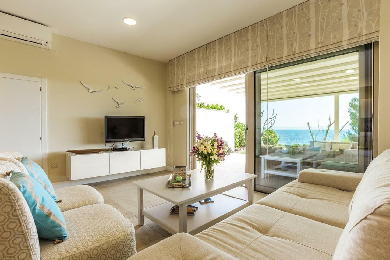 A&A Luxury Beach Villas Никити Екстериор снимка